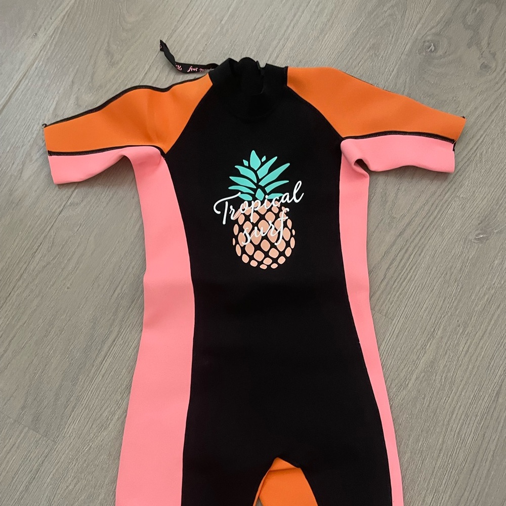 Zara kids green yellow neoprene short sleeve wetsuit